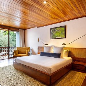 Habitación con Cama King